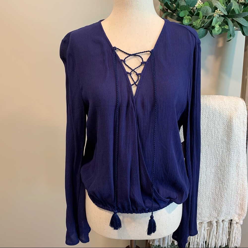 ⚠️ CLEARANCE ⚠️ Arizona V-Neck Long Sleeve Blouse